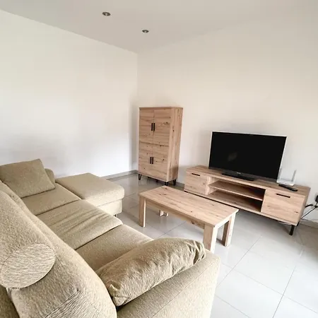 Apartment Mestre Tornabell 11 *