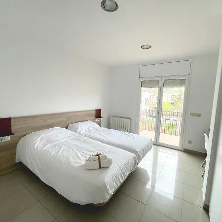 Apartament Mestre Tornabell 11 Bas