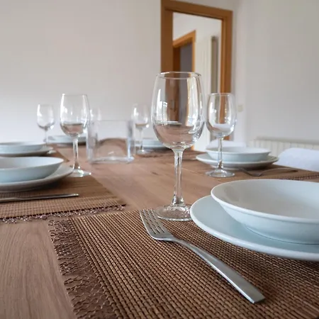 Mestre Tornabell 11 Apartment